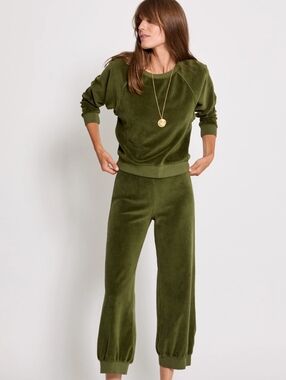 SUZIE KONDI TOSK PANTS IN VELOUR DUNMORE GREEN